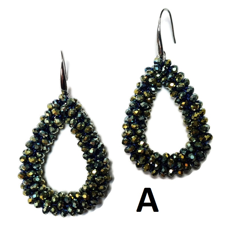 Earrings Beaded dropshape Green Colors