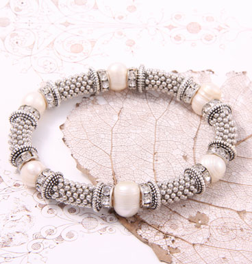Bracelet Porky Pine and Sweet water Pearl