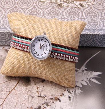 Bracelet Button Clock