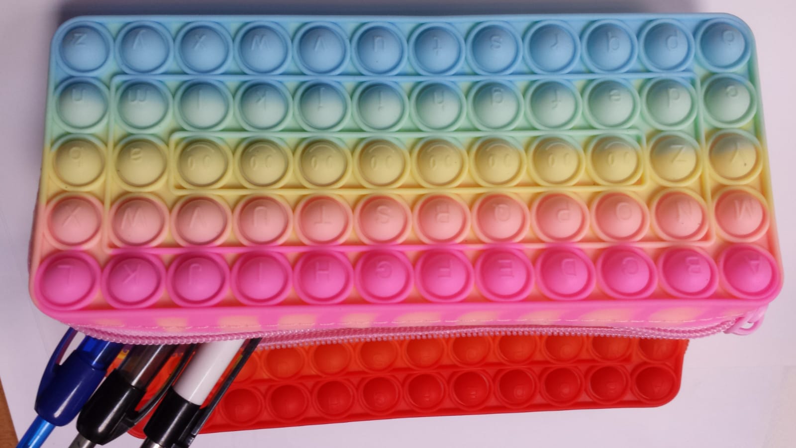 Pop-it pencil case