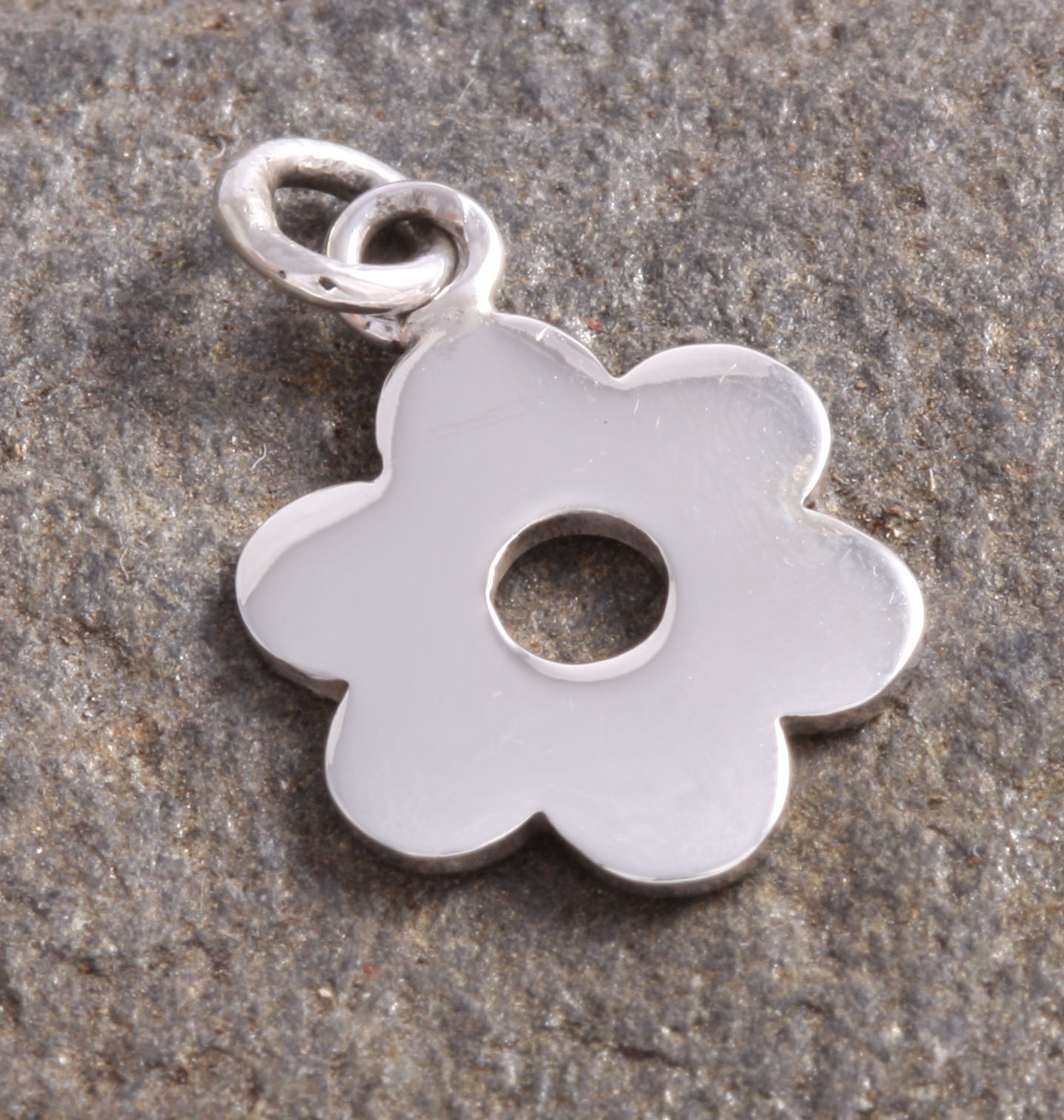 Zilveren Luck Charm Hanger Bloem