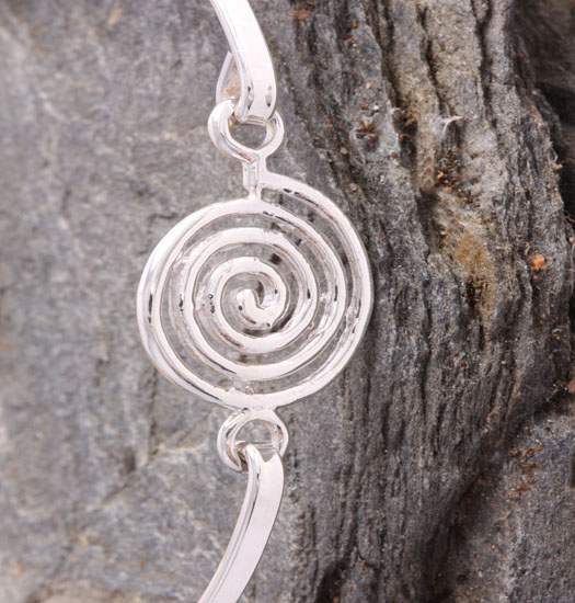 Fine Silver Bracelet Spiral