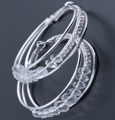 Strass loop with crystal